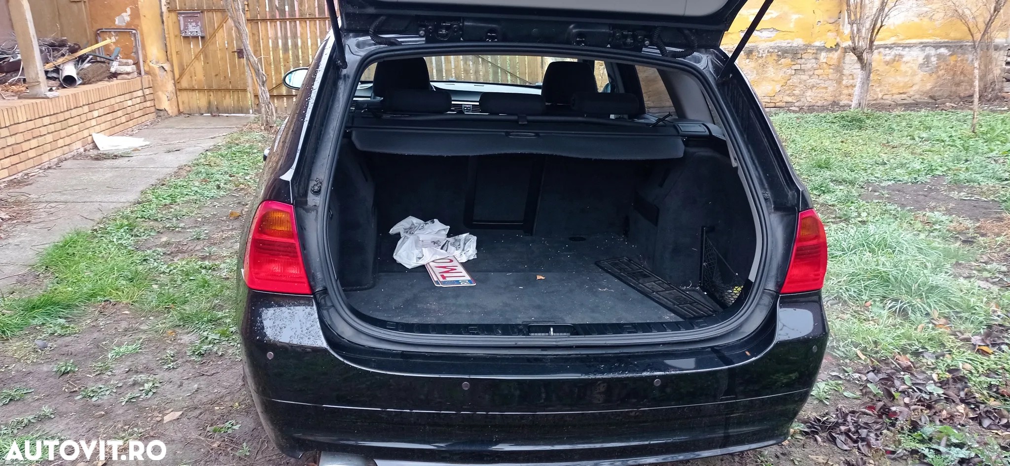 BMW Seria 3 318i - 7