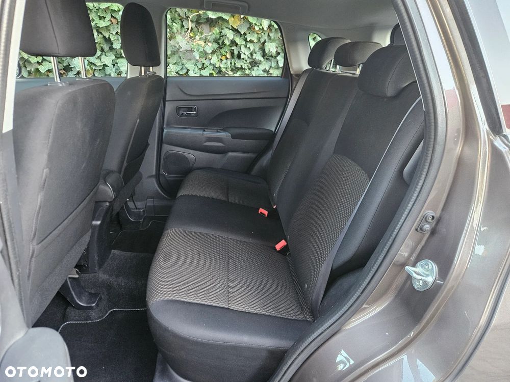 Mitsubishi ASX 1.6 2WD - 19