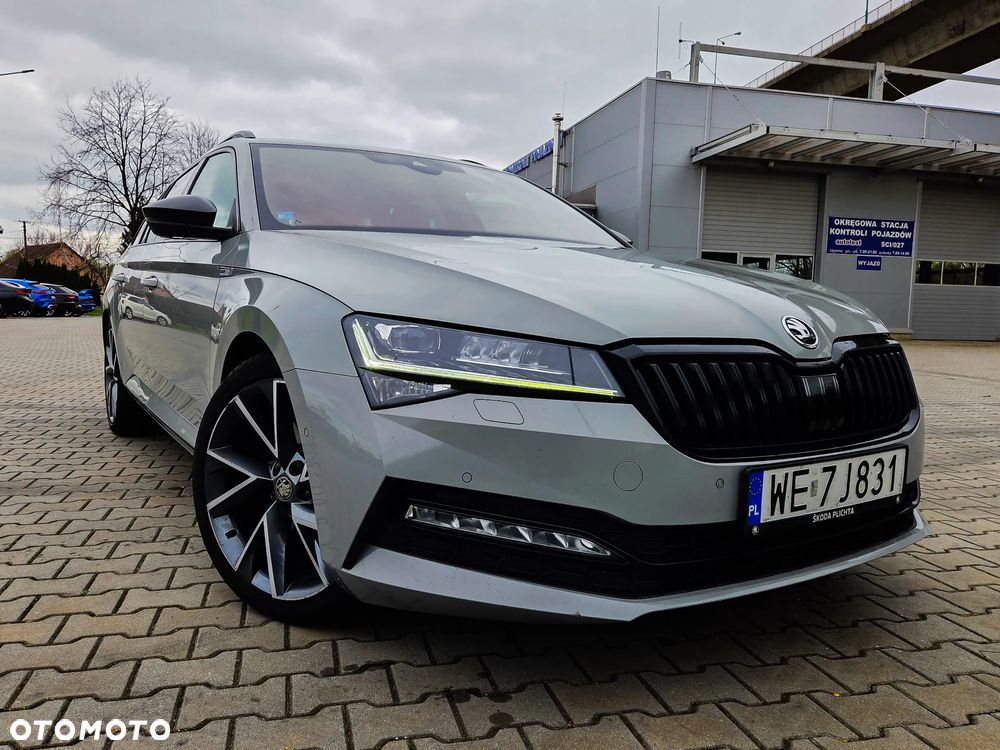 Skoda Superb 2.0 TDI SCR Sportline DSG - 34