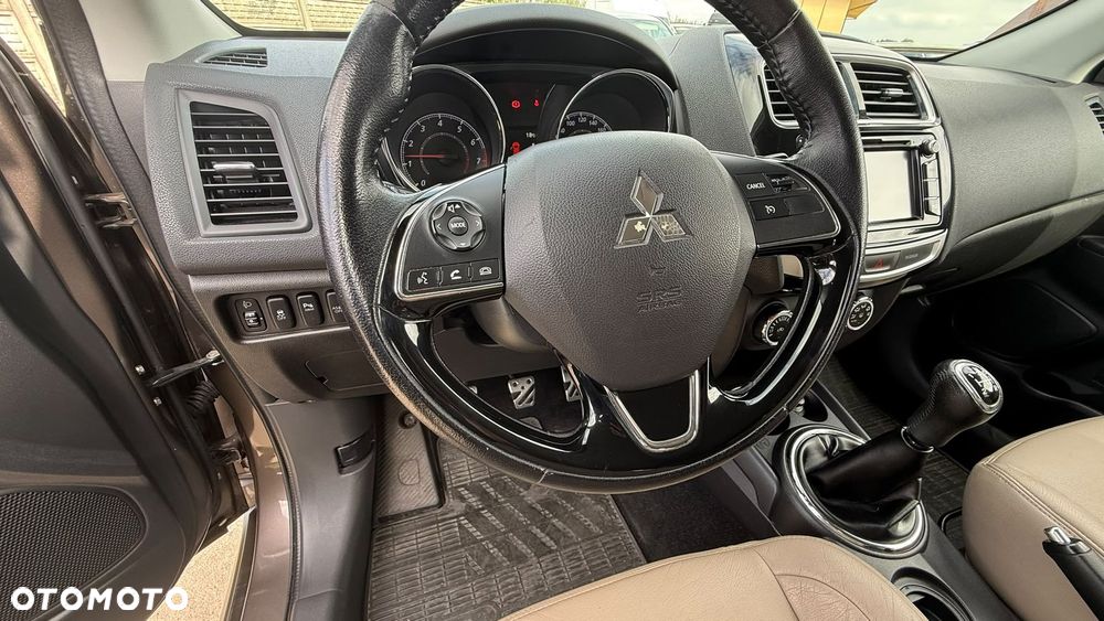 Mitsubishi ASX - 7