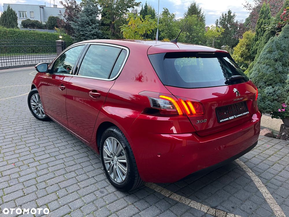 Peugeot 308 - 4