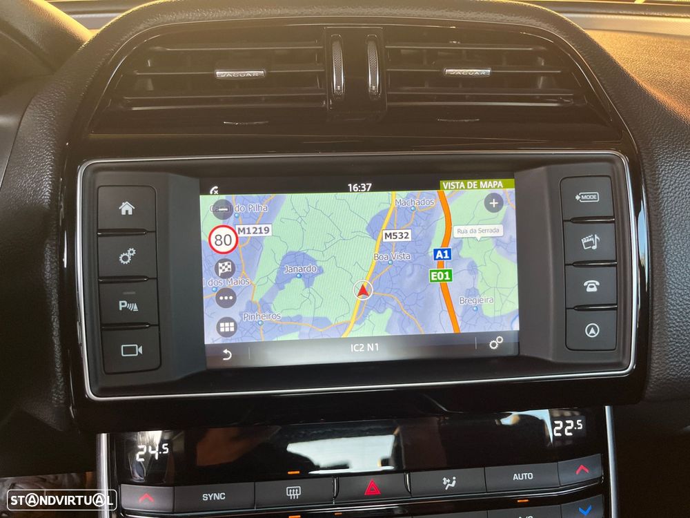 Jaguar XE 2.0 D R-Sport Aut. - 45