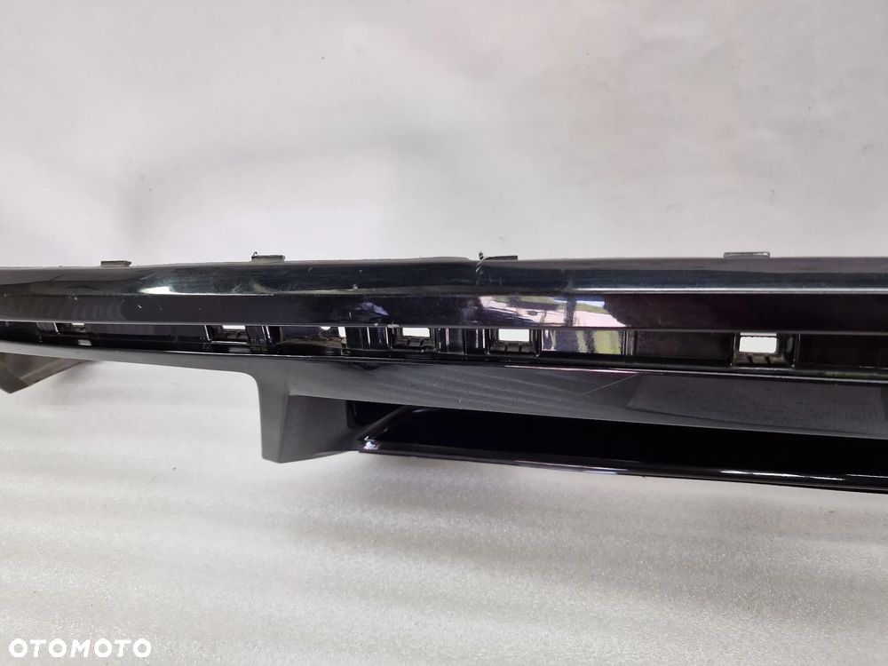SKODA OCTAVIA IV RS / VRS 19- DYFUZOR / SPOJLER ZDERZAKA TYLNEGO TYLNIEGO TYŁ POD HAK , NR 5E7807521E , NR AUKCJI DT449 - 10