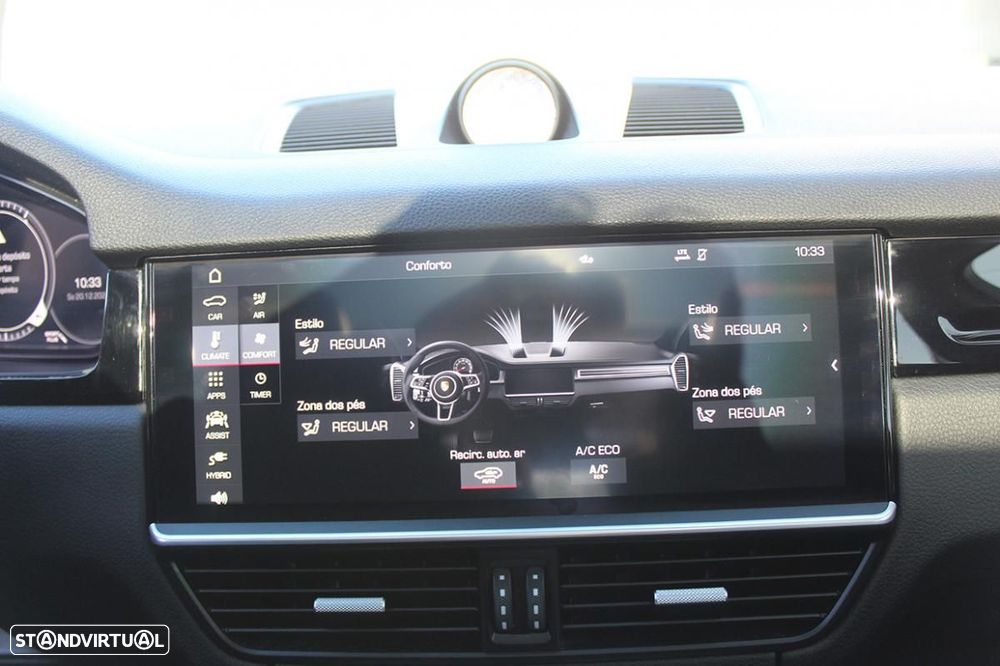 Porsche Cayenne Coupé E-Hybrid - 33