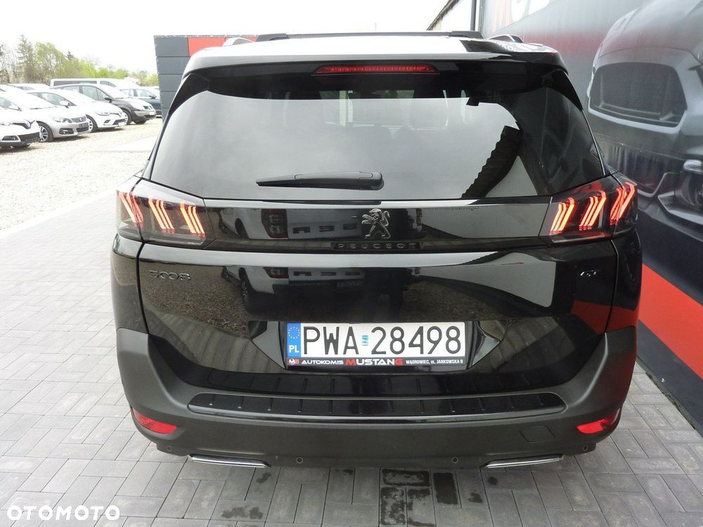 Peugeot 5008 - 5