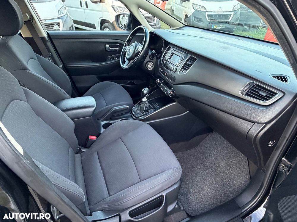 Kia Carens 1.7 DSL CONFORT - 6
