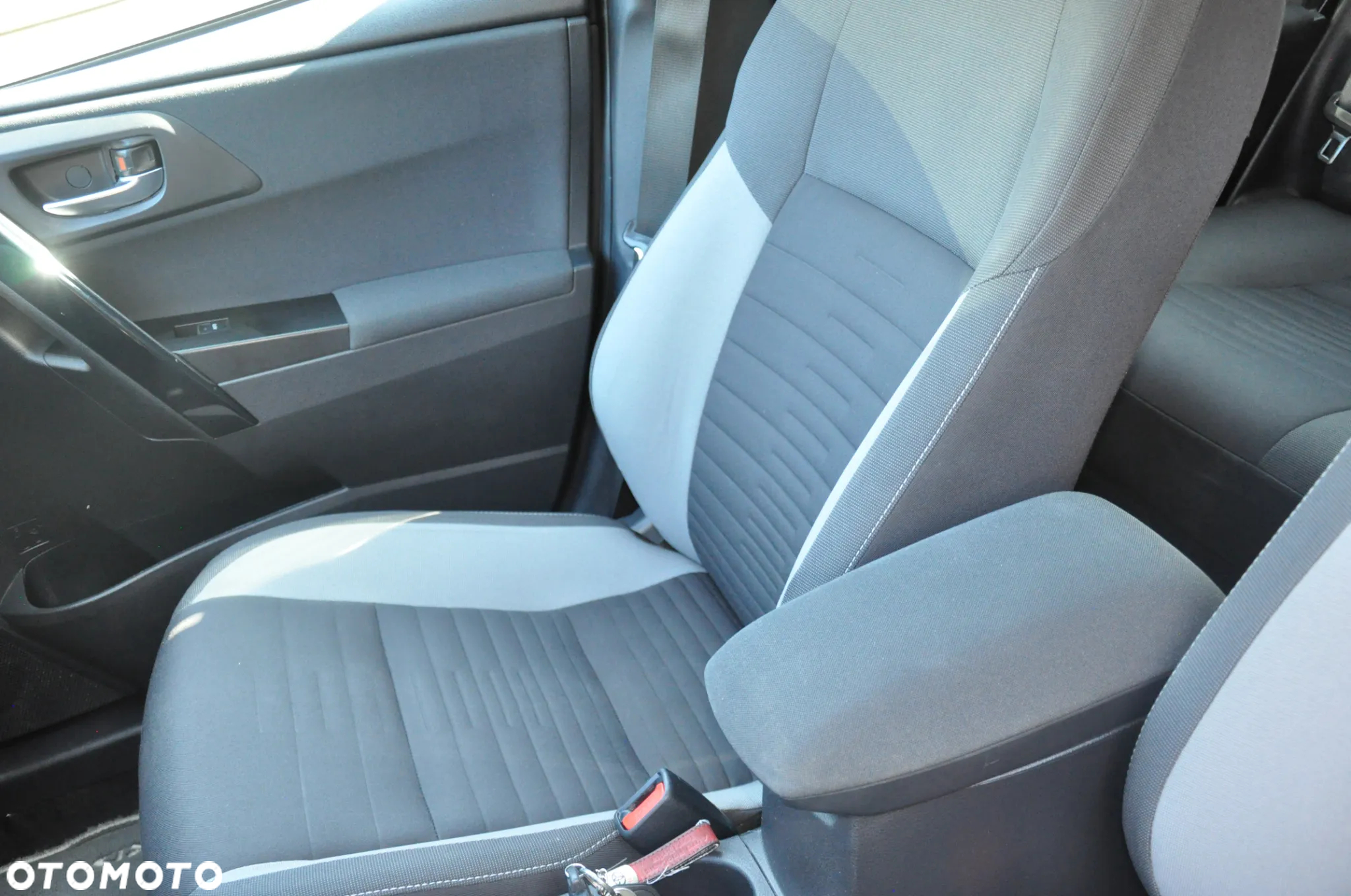 Toyota Auris - 22
