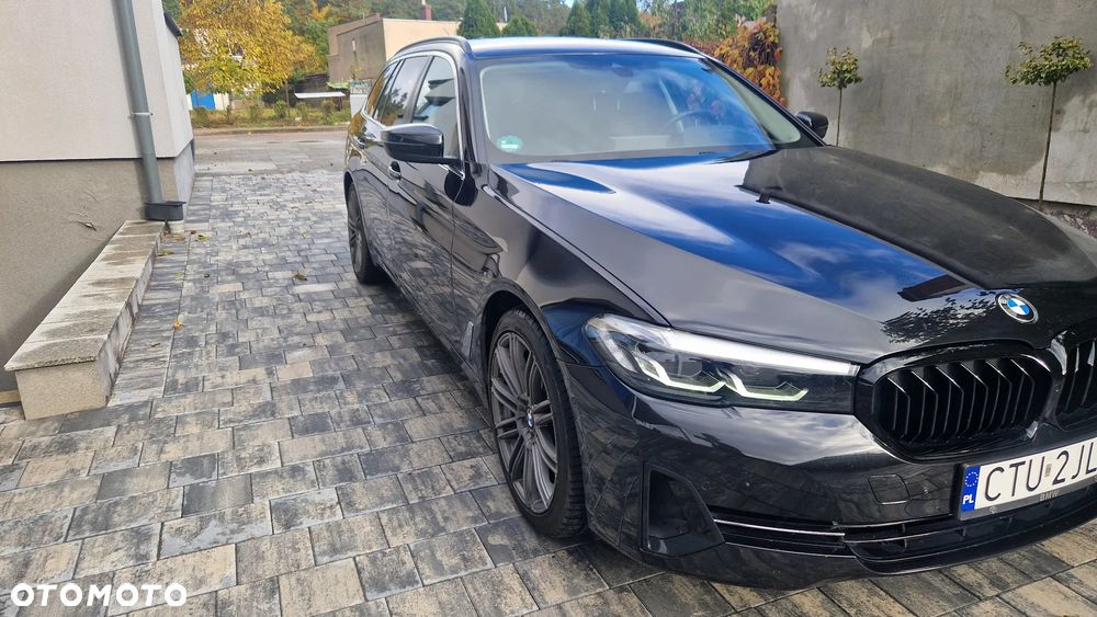 BMW Seria 5 520d Touring Luxury Line - 7