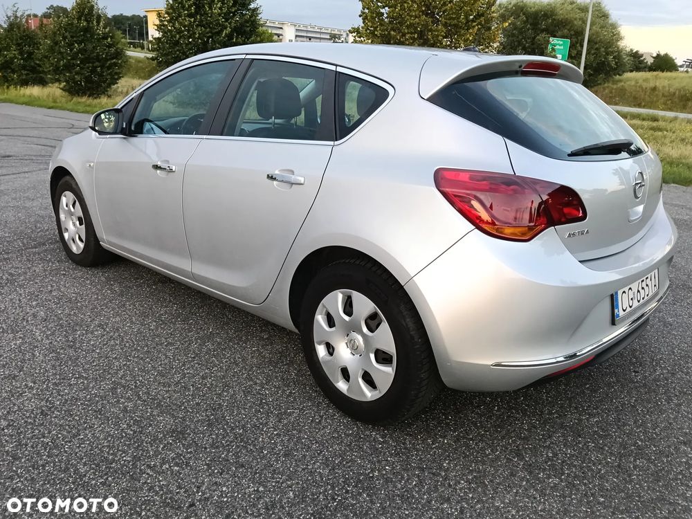 Opel Astra 1.7 CDTI - 28