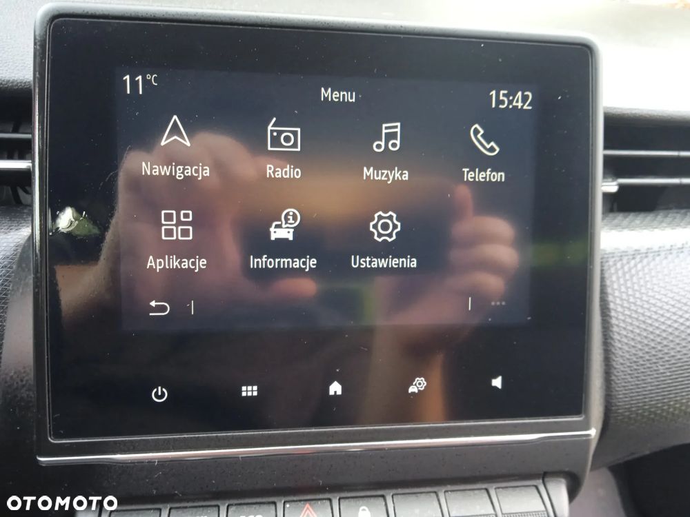 Renault Clio BLUE dCi 100 BUSINESS EDITION - 15