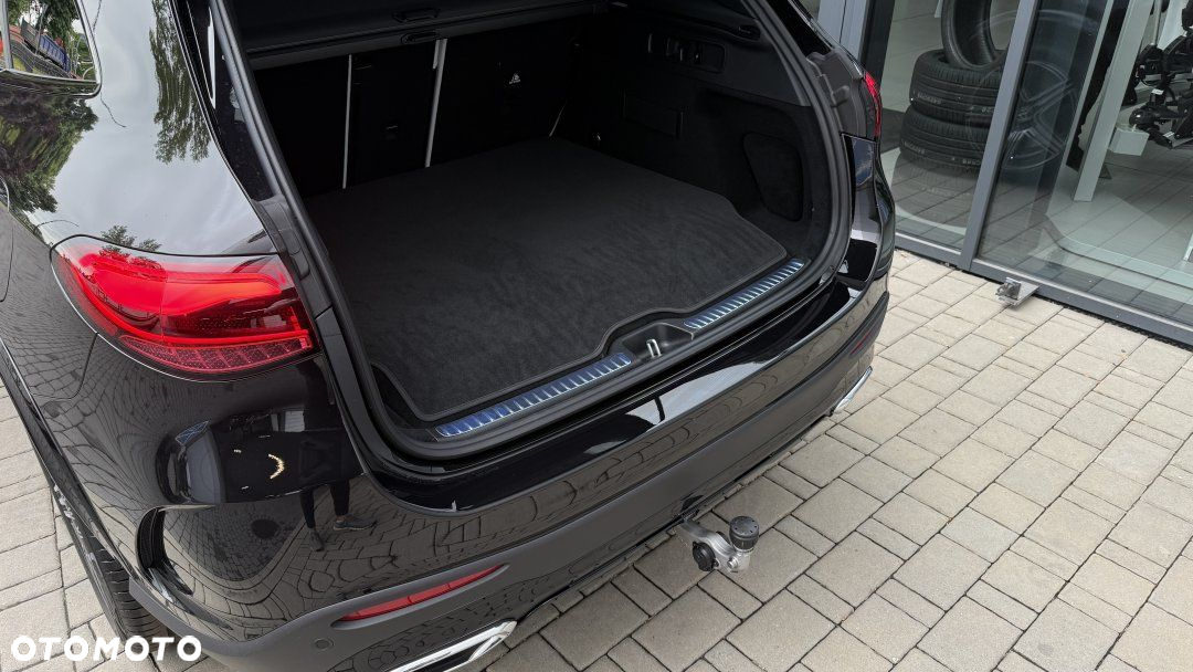 Mercedes-Benz GLC - 15