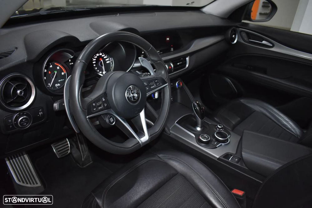 Alfa Romeo Stelvio 2.2 D Super AT8 Q4 - 28