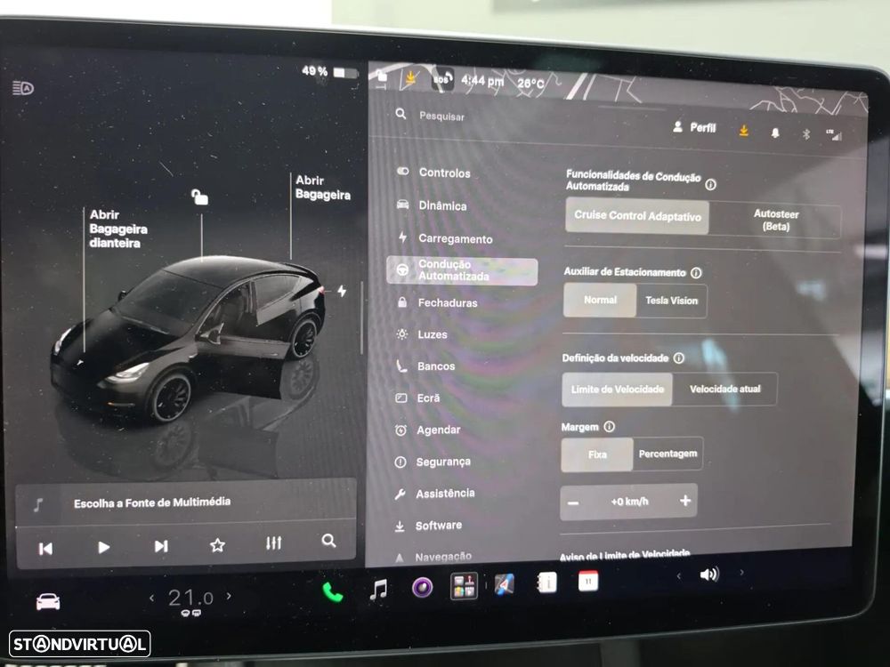 Tesla Model Y Performance Dual Motor AWD - 26