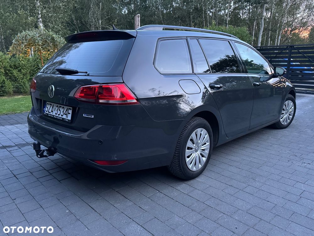 Volkswagen Golf 1.6 TDI BlueMotion Technology DSG Comfortline - 4