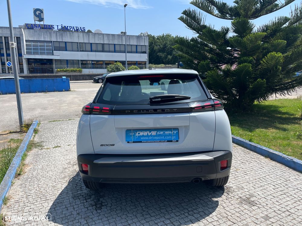 Peugeot 2008 1.2 PureTech Style - 16