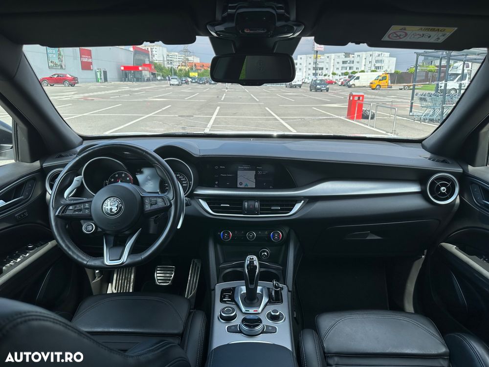 Alfa Romeo Stelvio 2.0 Turbo AWD AT8 Veloce - 5