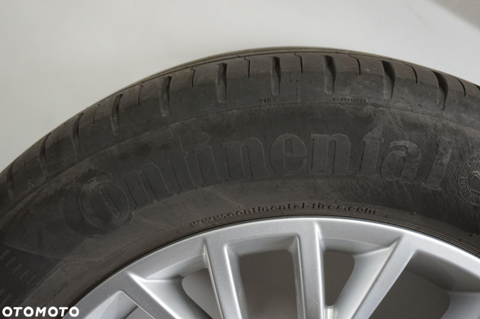 ALUFELGI VW PASSAT B7 17" 5x112 ET 40 225/55R17 - 11