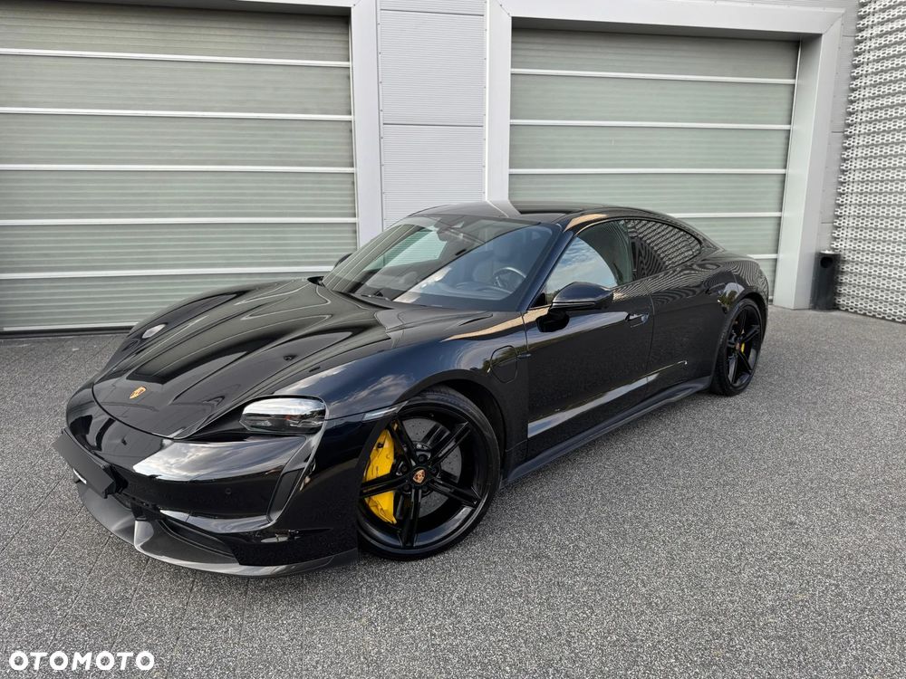 Porsche Taycan - 20