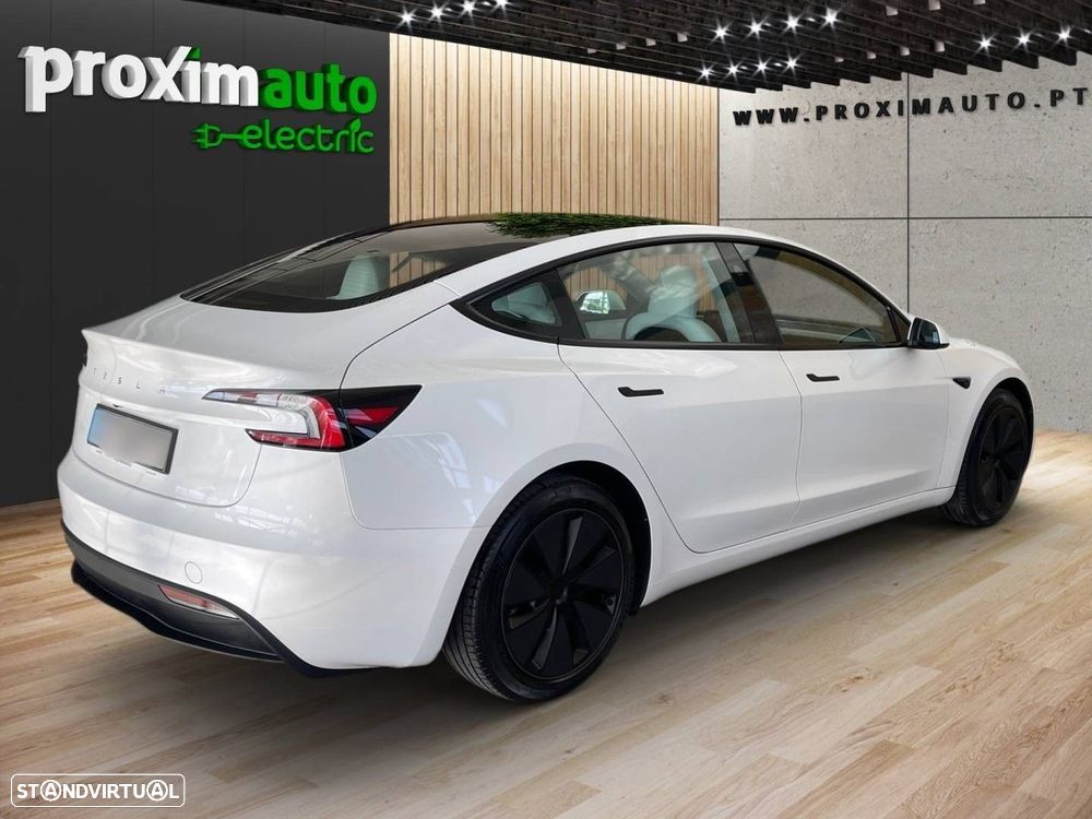Tesla Model 3 Standard RWD - 17