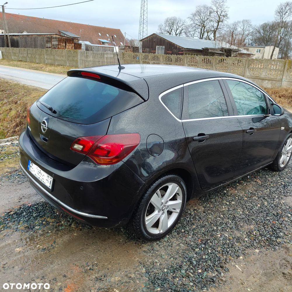 Opel Astra - 2