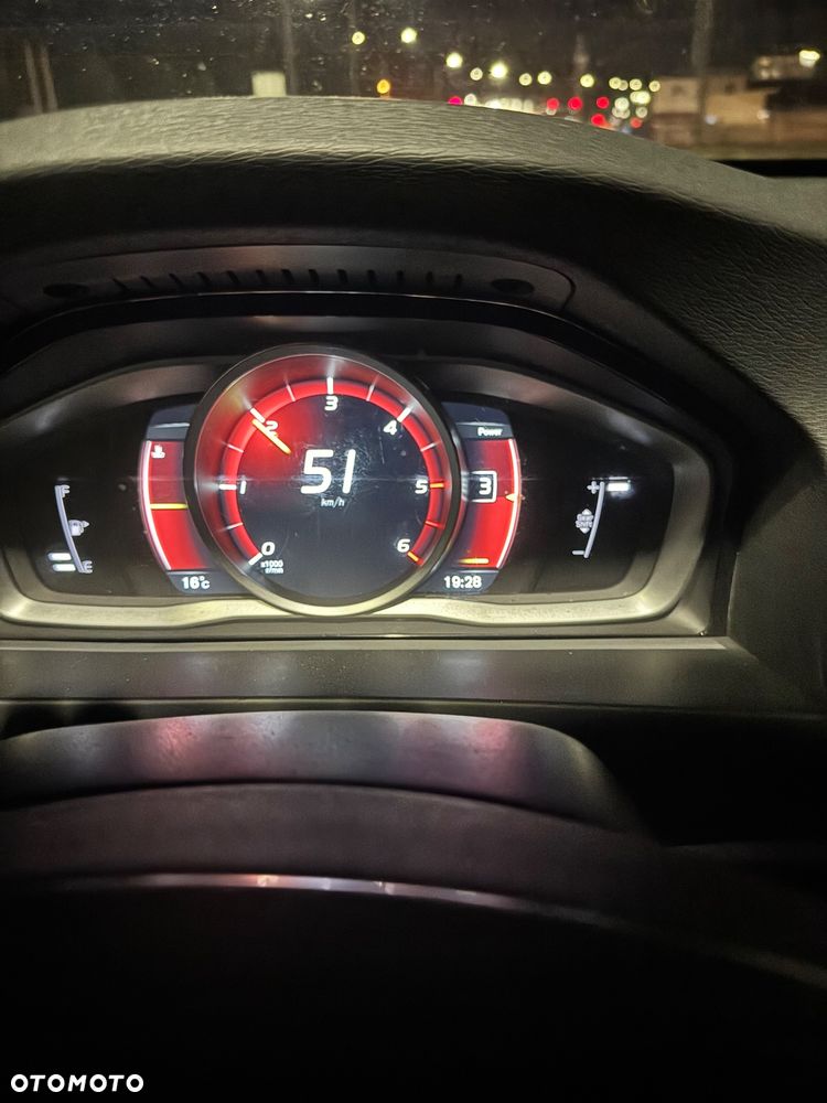 Volvo V60 - 15