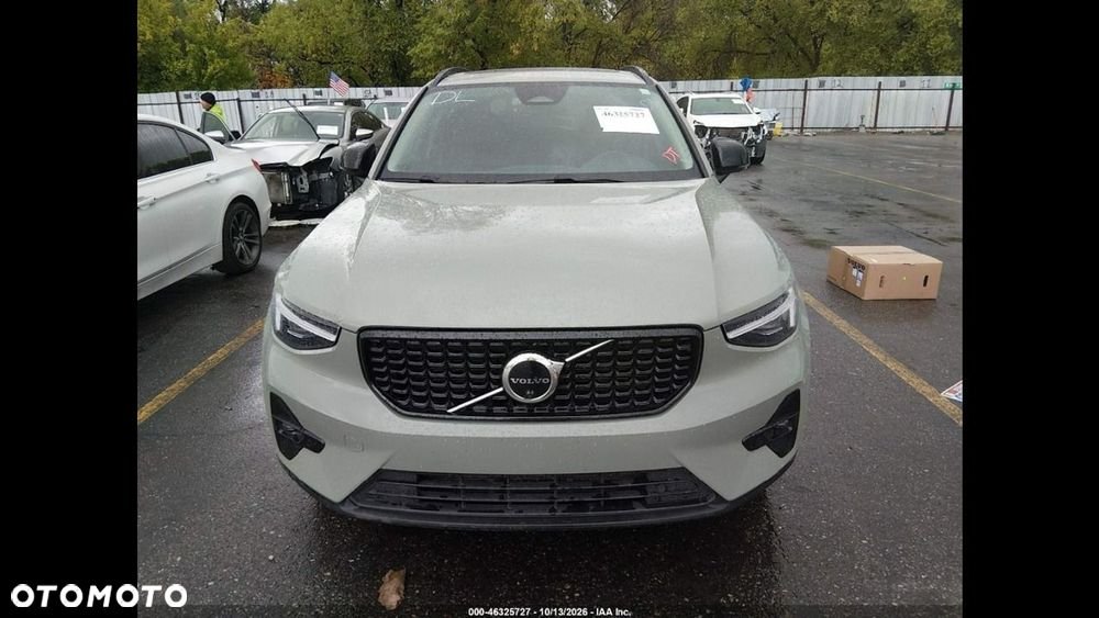 Volvo Xc 40 2023 photo 2