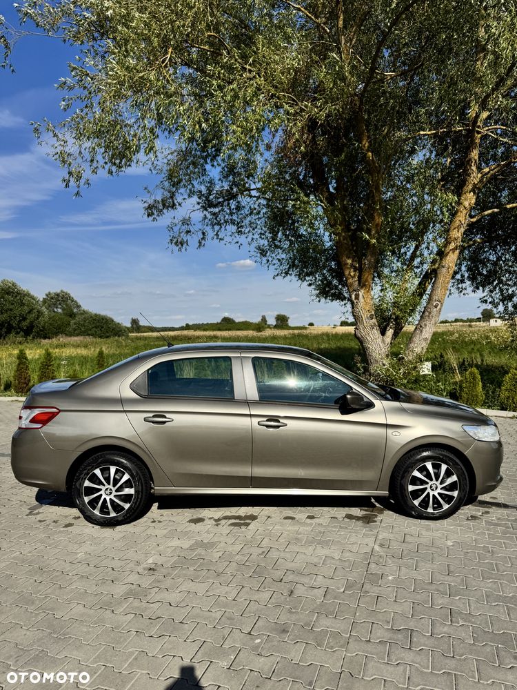 Peugeot 301 - 2