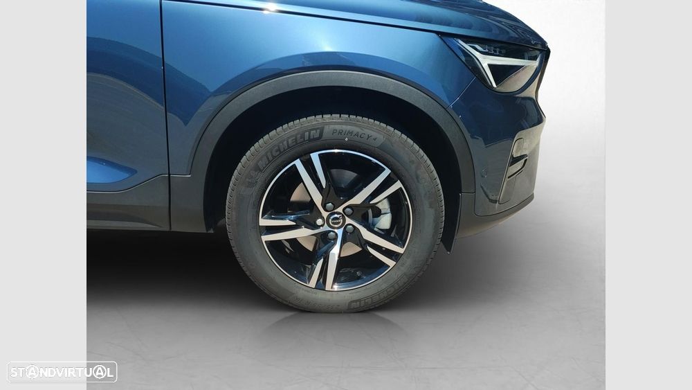 Volvo XC 40 2.0 B3 Plus Dark - 11