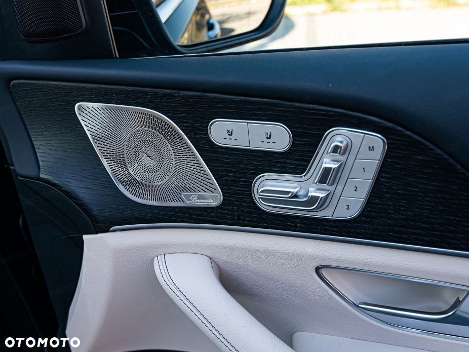 Mercedes-Benz GLE - 12