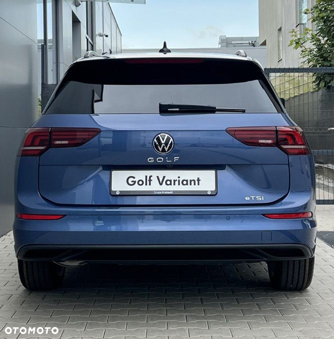 Volkswagen Golf - 6