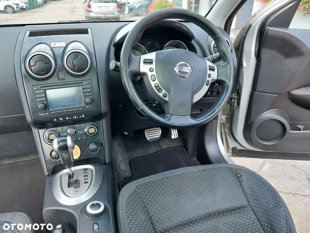 Nissan Qashqai+2 - 18
