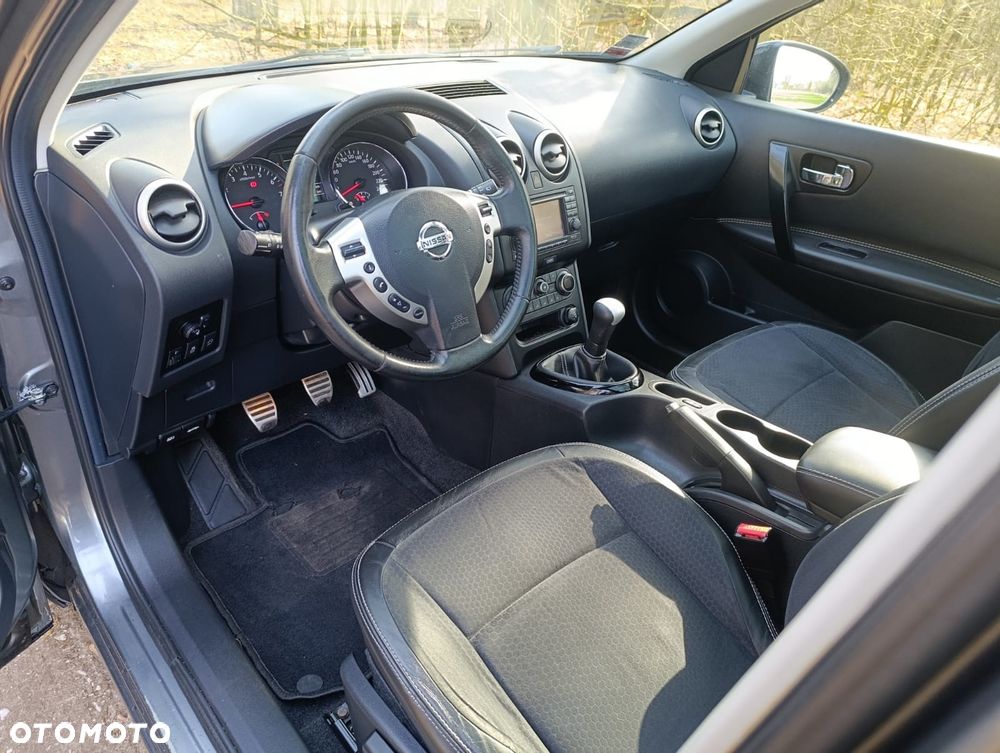 Nissan Qashqai - 16