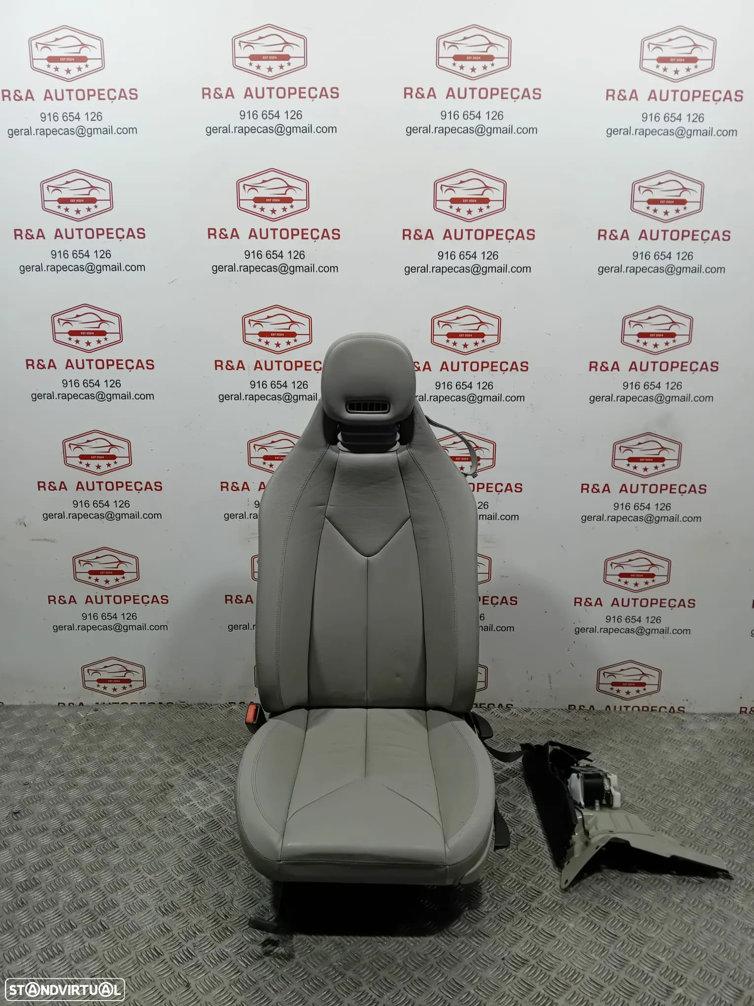 Conjunto de Bancos Mercedes SLK 171 Elétricos em Pele Original - 4