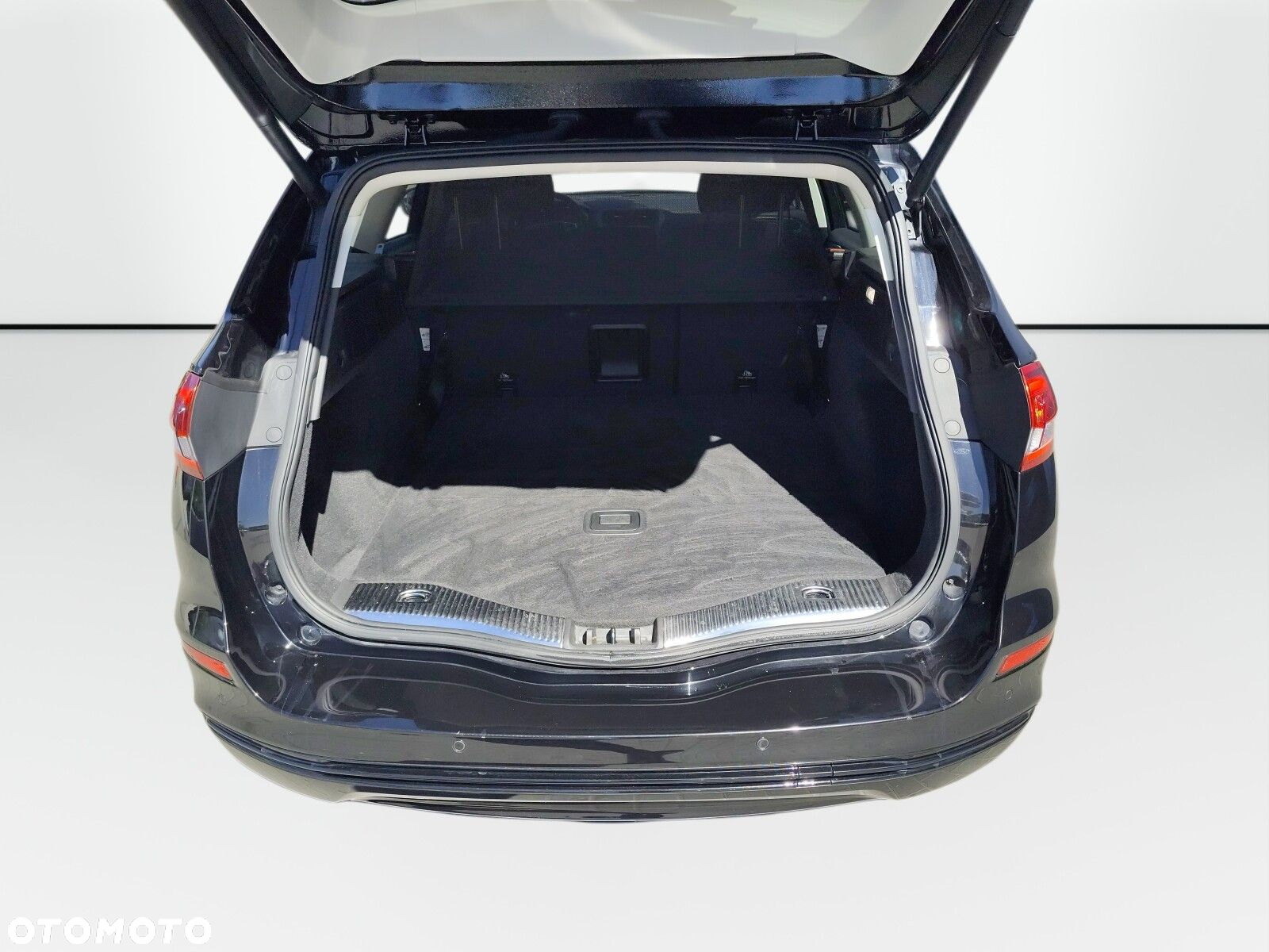 Ford Mondeo - 16