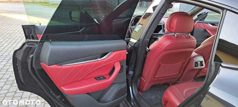 Maserati Levante - 32