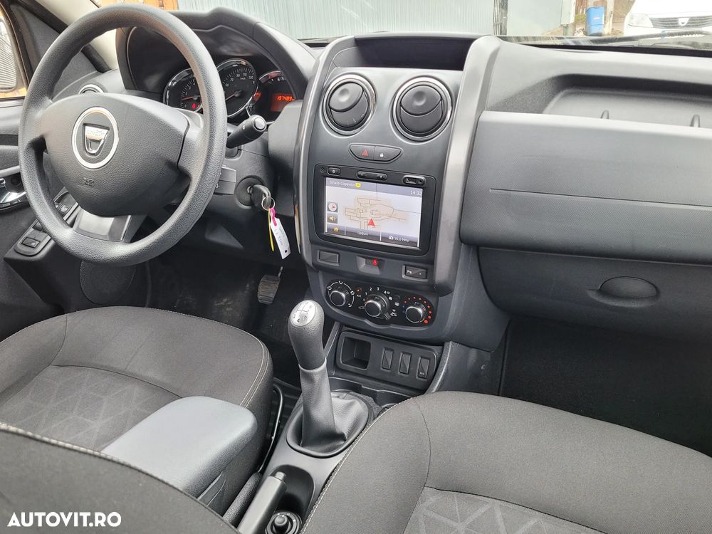 Dacia Duster 1.6 4x2 Laureate - 13