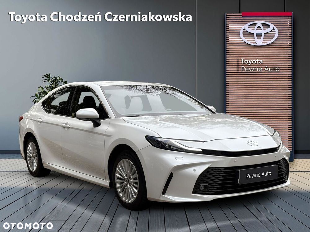Toyota Camry - 9