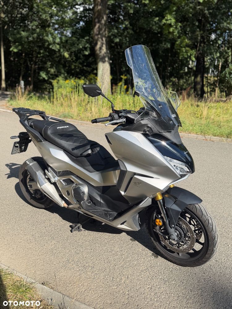 Honda NSS - 11