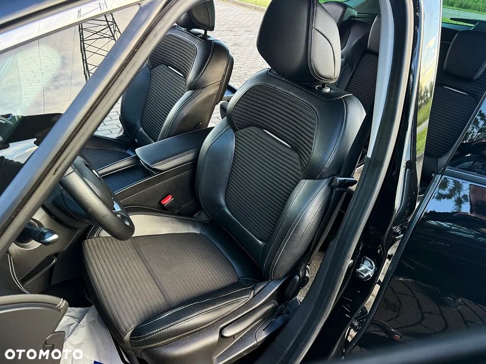 Renault Grand Scenic dCi 130 FAP Start & Stop Bose Edition - 27