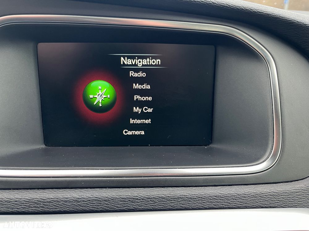 Volvo V40 D4 Ocean Race - 24