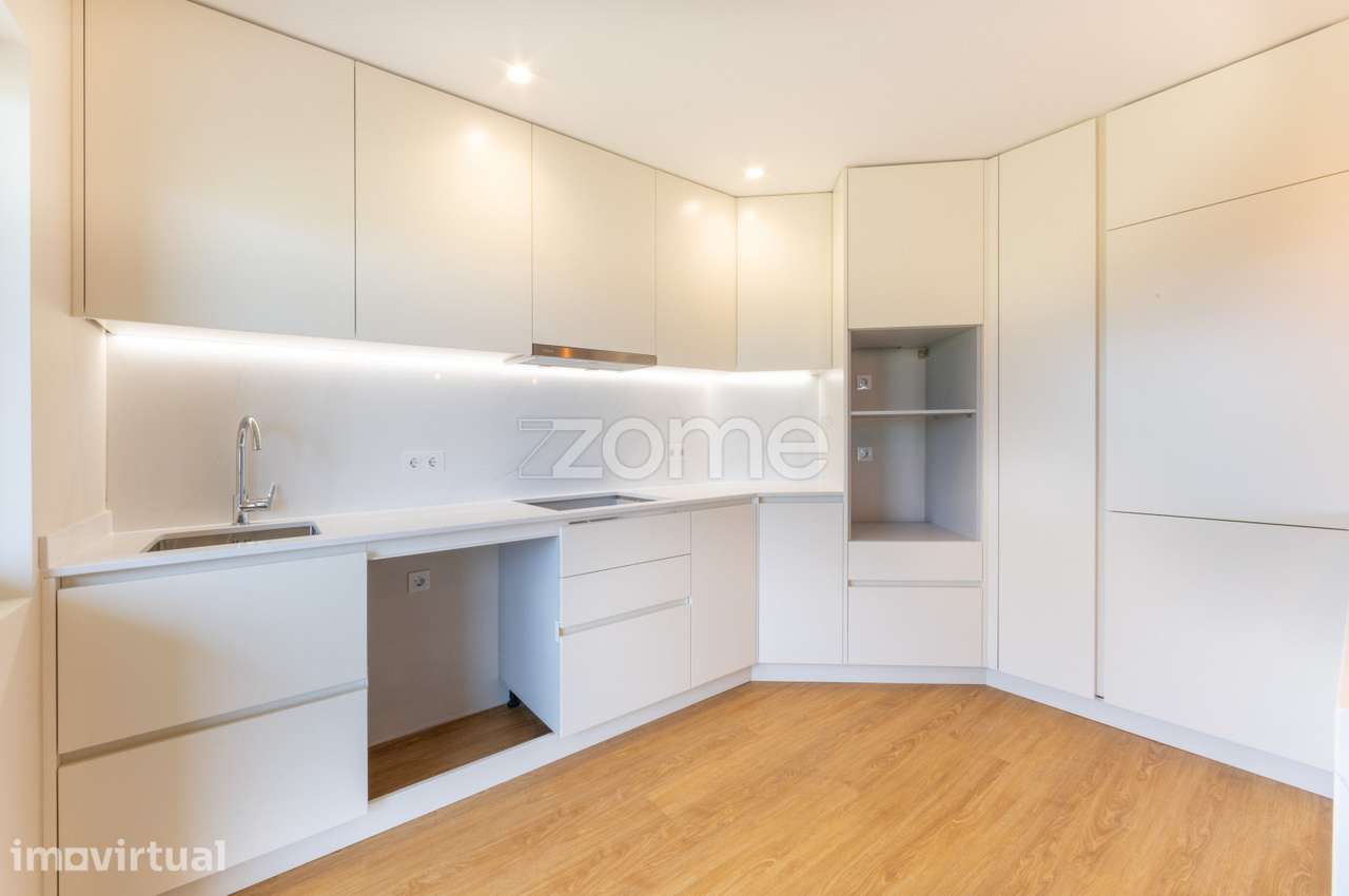 Apartamento T2 Vilar de Andorinho próximo metro Hospital Santos Sil... - Grande imagem: 5/32