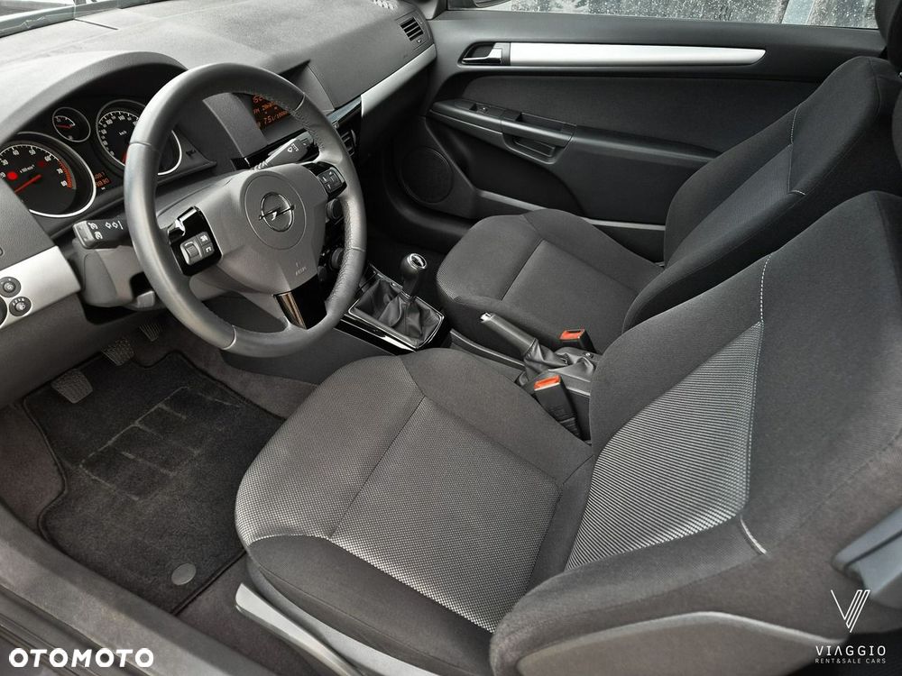 Opel Astra - 25