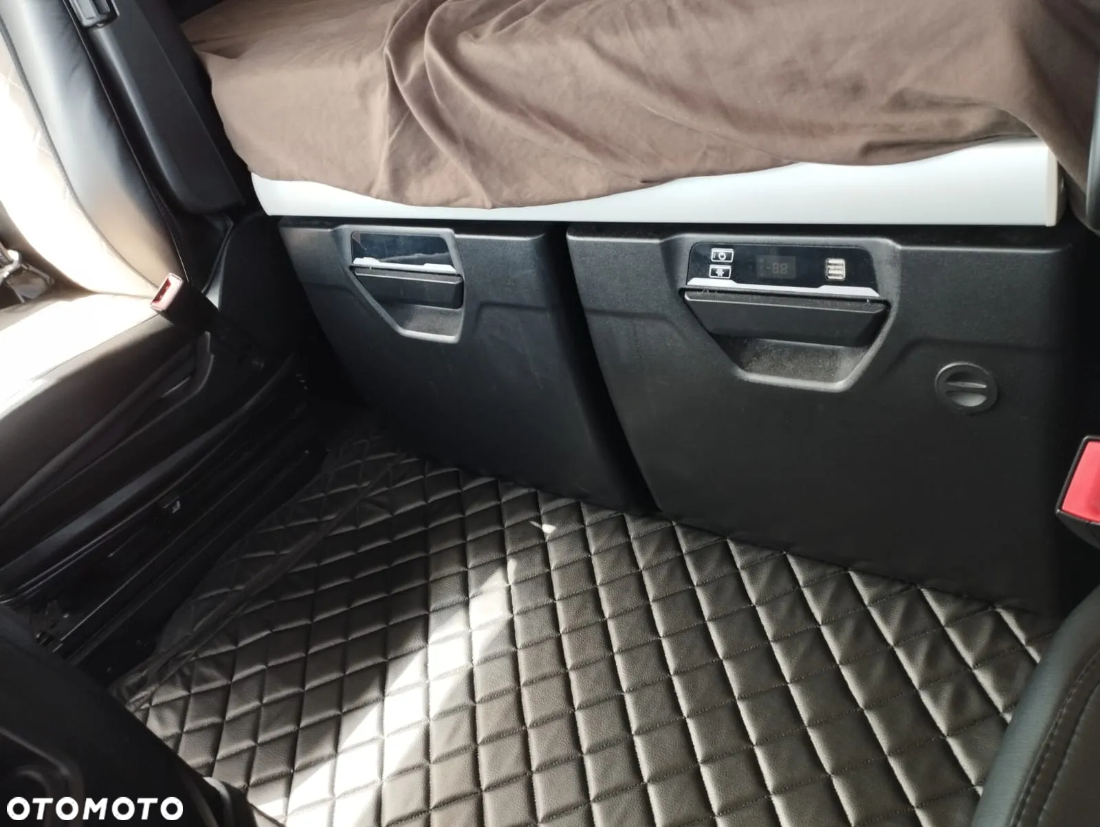 Iveco S-WAY - 4