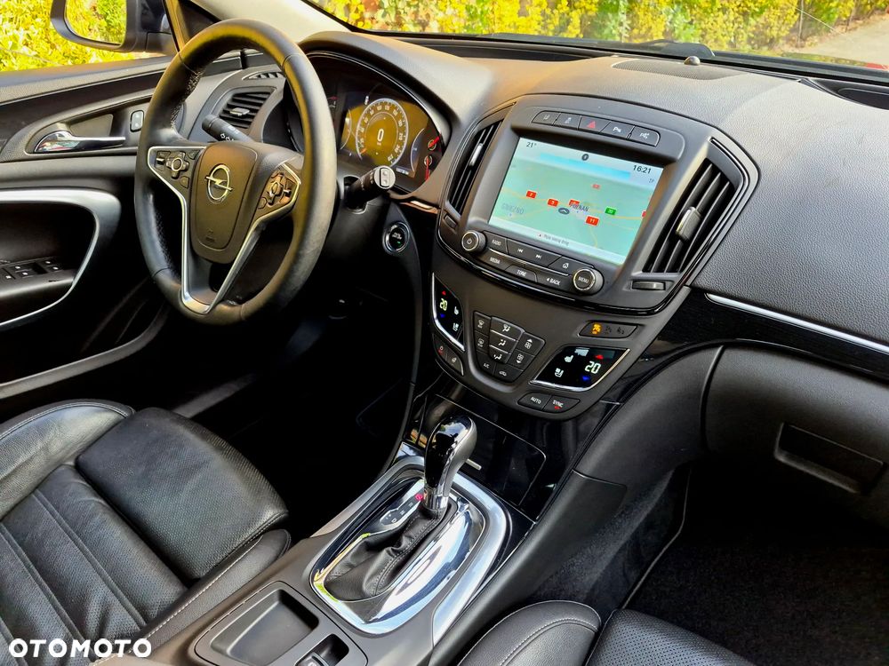 Opel Insignia - 16