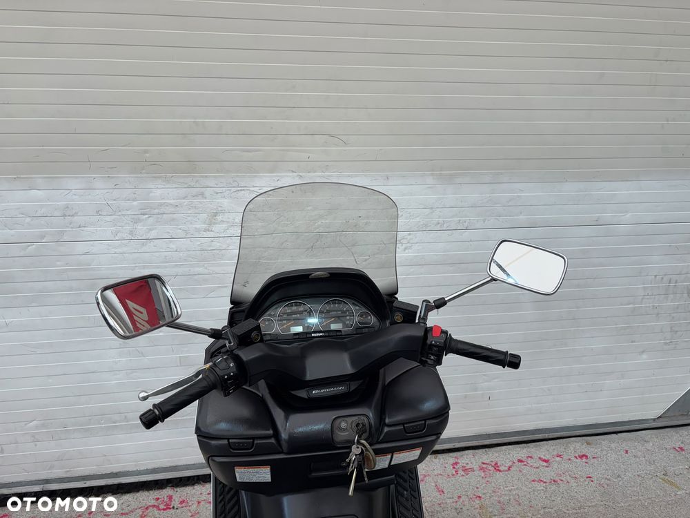 Suzuki Burgman - 29