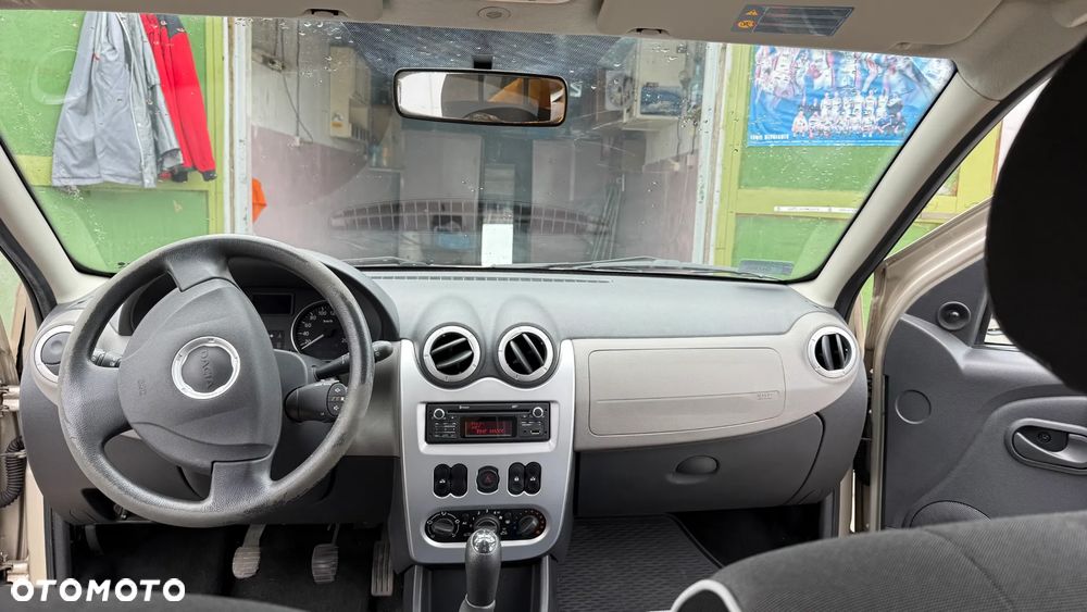 Dacia Sandero 1.2 16V Story - 12