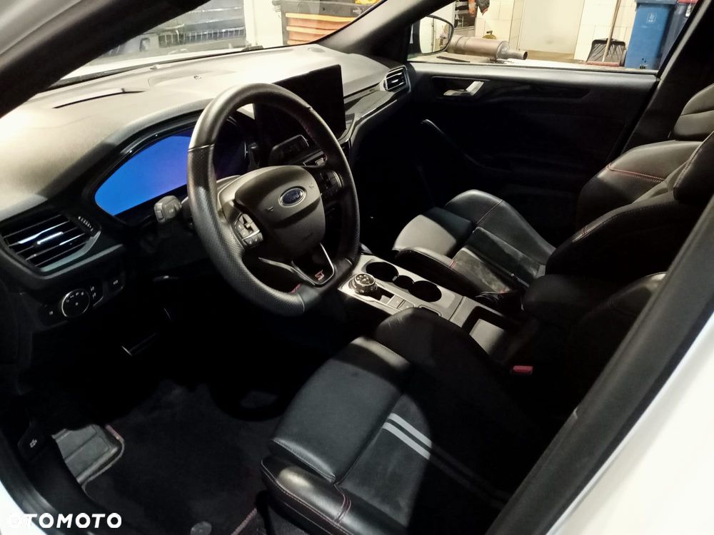 Ford Focus 2.3 EcoBoost ST X - 5