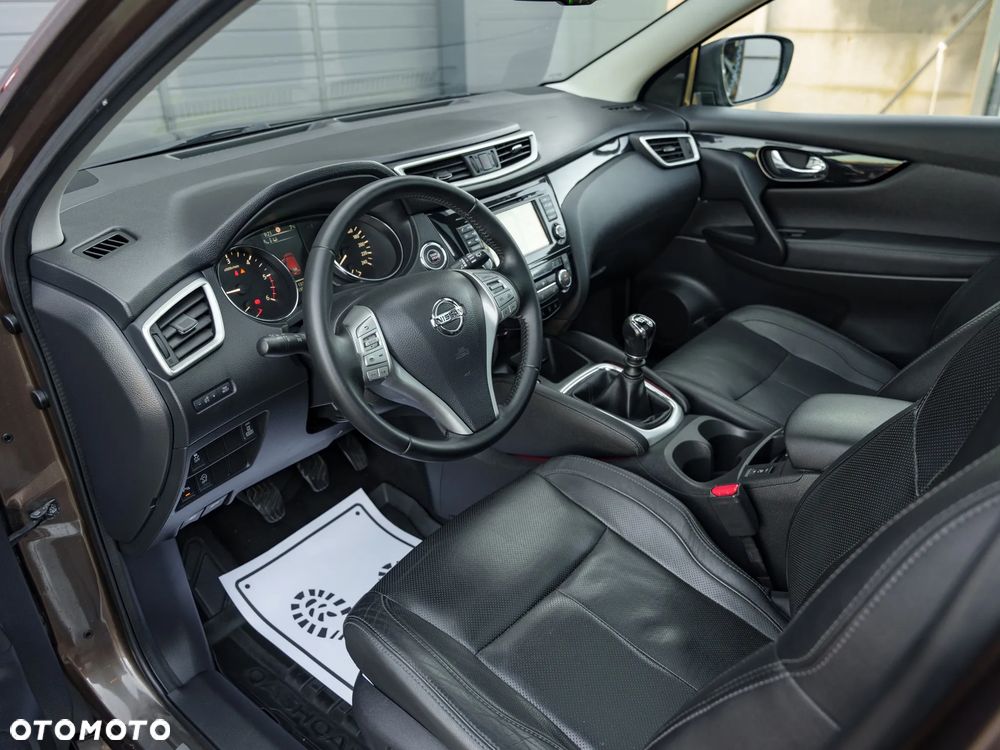 Nissan Qashqai 1.6 DCi Tekna+ - 16