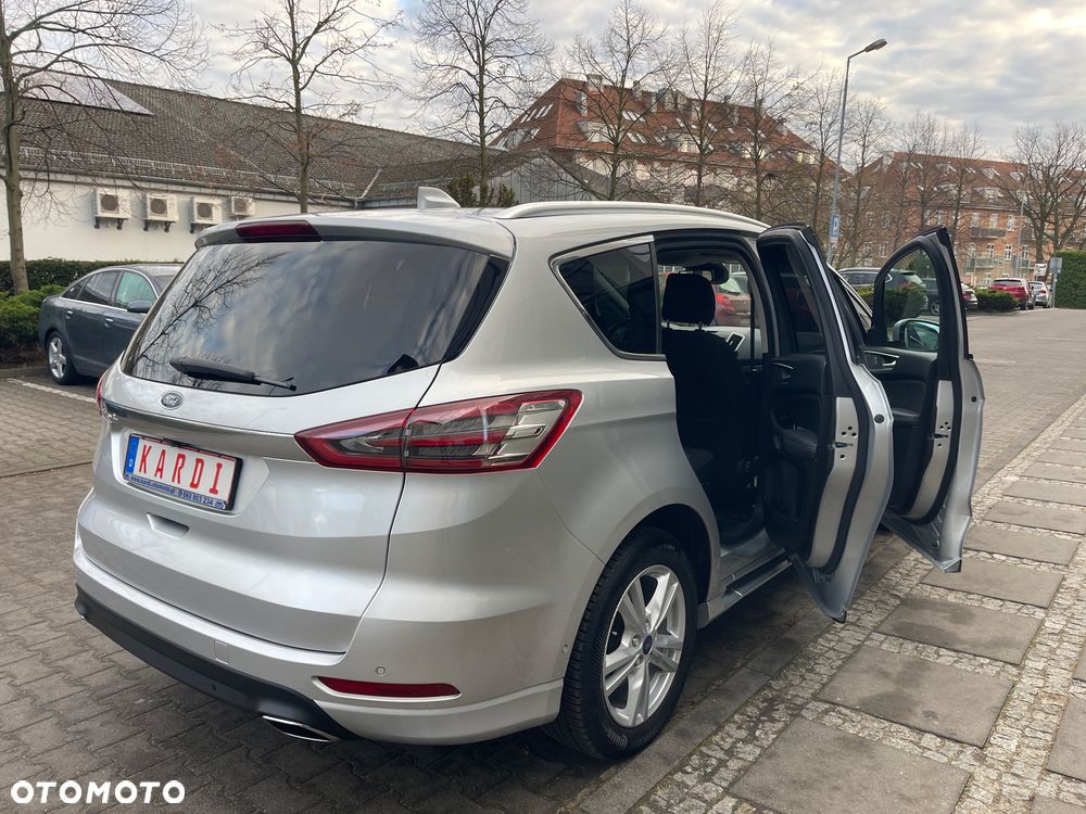 Ford S-Max - 18