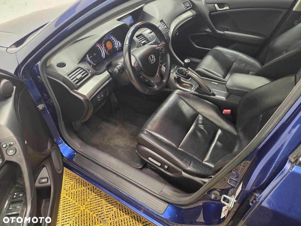 Honda Accord - 11